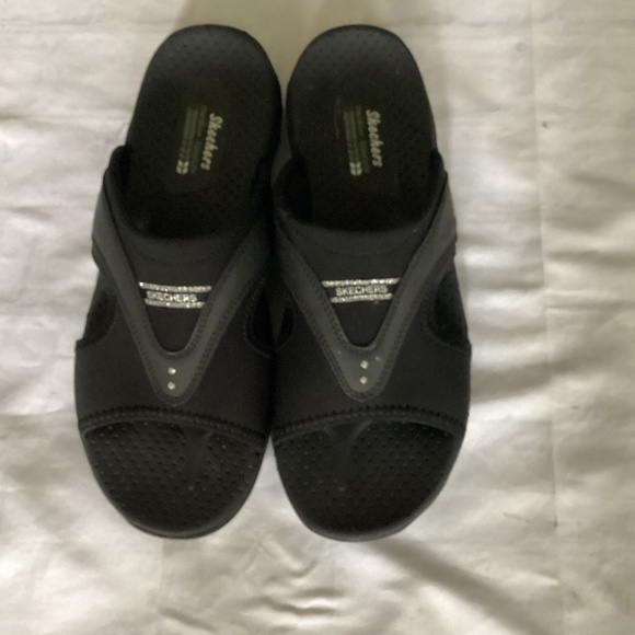 SKETCHERS SLIDE SANDAL ( Size:10) PREOWNED - Picture 1 of 6